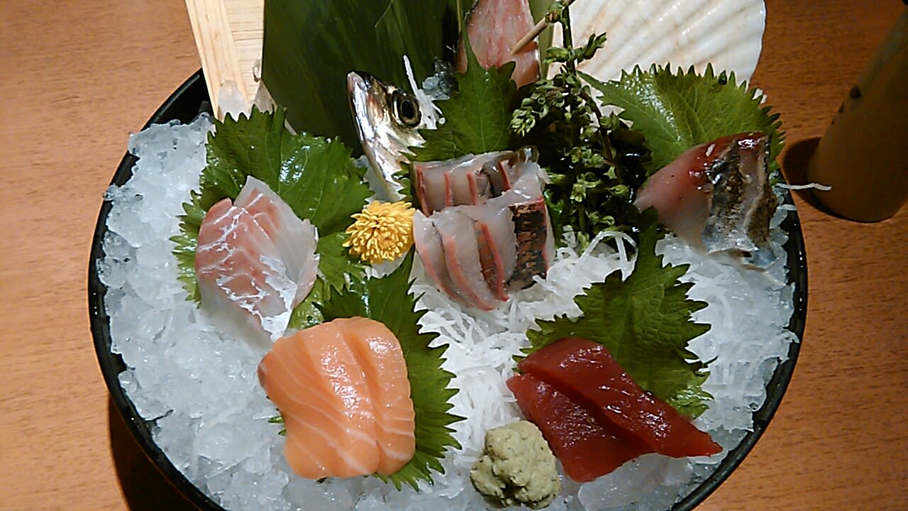 はなの舞 刺身5点盛りでお得に一杯 新宿の虎 はなの舞 刺身5点盛りでお得に一杯 新宿の虎