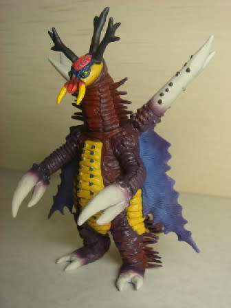 大蟻超獣アリブンタ　リペイント完成品 大蟻超獣アリブンタ リペイント完成品 - メルカリ