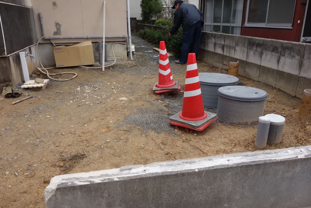 合併浄化槽 駐車場 長沢町 浜田市 サンシャイン ジンちゃん日記