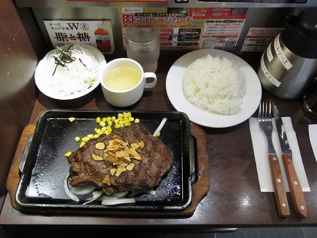 今日の夕食 リブロースステーキ いきなりステーキ 新宿西口店 ｊ ｄの備忘録