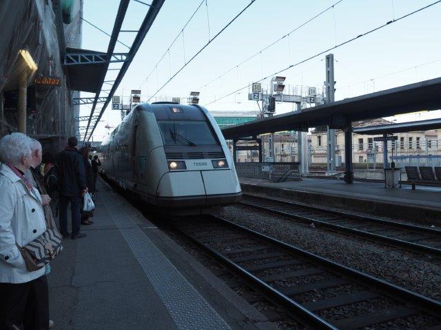 フランス周遊2日め 2 ボルドー街歩き サンテミリオンへ 旅 ふ る Tabi Full フランス周遊2日め 2 ボルドー街歩き サンテミリオンへ 旅 ふ る Tabi Full
