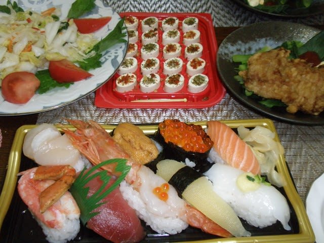 シャンパンでお寿司とフランスチーズのスーパー夜ご飯 旅 日々 思い出し笑い シャンパンでお寿司とフランスチーズのスーパー夜ご飯 旅 日々 思い出し笑い