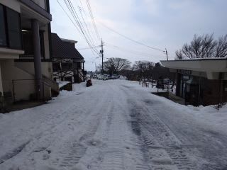 スキー場の通路。歩くのが大変。