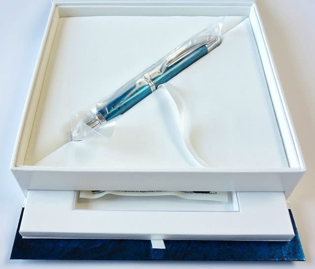 お買い得モデル キャップレス万年筆 2019年限定 トロピカルターコイズ