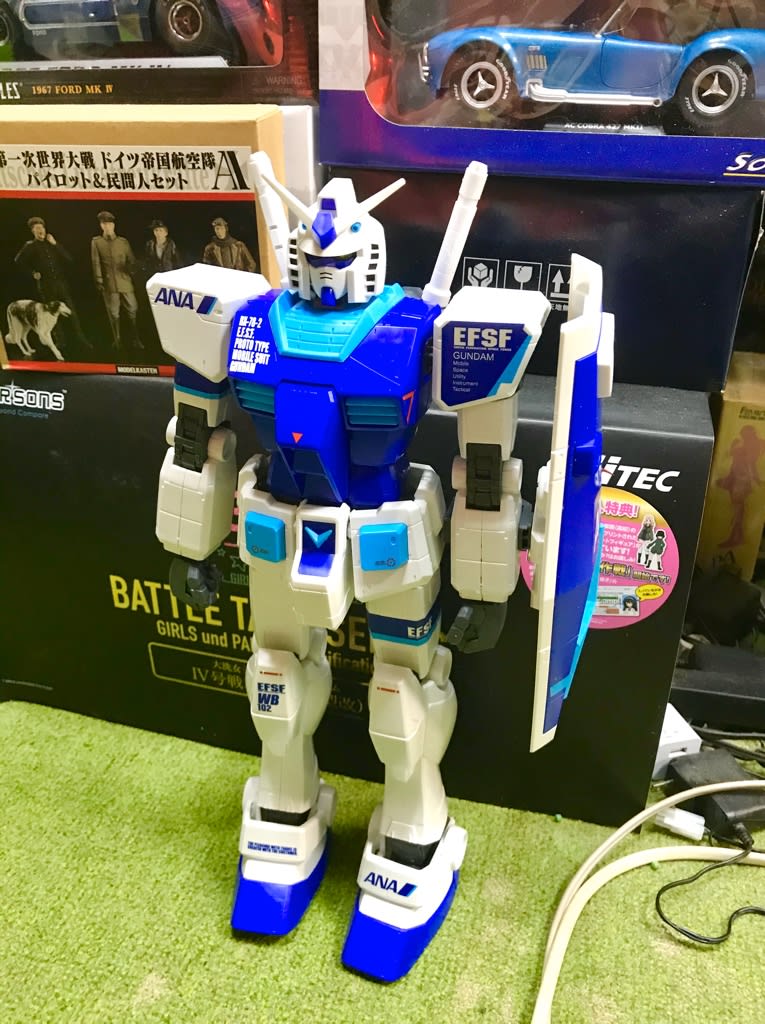 ANA 限定 メガサイズ ガンダム プラモデル ガンプラ www