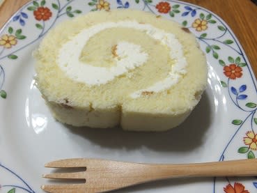美味しいもの 高野のマロンロールケーキ サンクチュアリ 美味しいもの 高野のマロンロールケーキ サンクチュアリ
