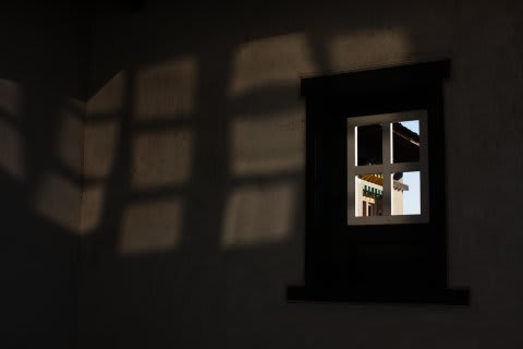 そこに光と影があるから 小さな窓明かり あけみの四季歳彩 心感心写 シリーズ そこに光と影があるから 小さな窓明かり あけみの四季歳彩 心感心写 シリーズ
