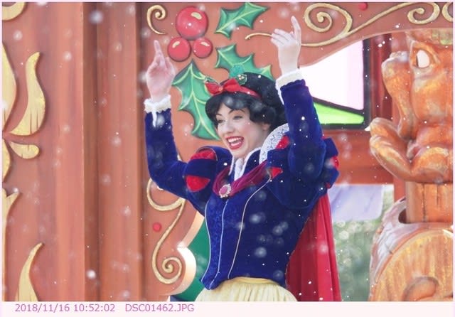 白雪姫 クリスマスのストーリーブックのパレード 東京ディズニーランド 都内散歩 散歩と写真