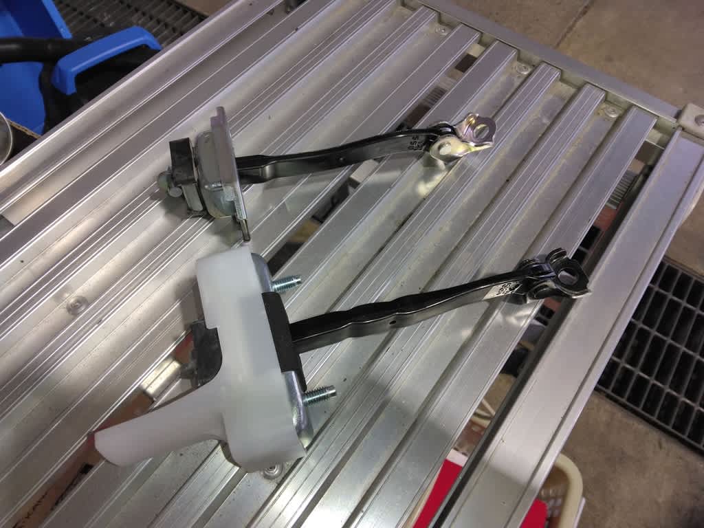 ハイエース　ドアチェッカー トヨタ(純正) ドアチェッカー のパーツレビュー | ハイエース