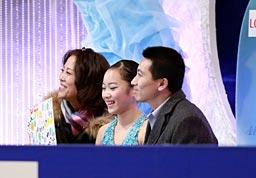 大阪日日新聞 フィギュアスケート企画 示す存在感 加藤利緒菜 4 浅田真央ちゃんに あいをこめて 大阪日日新聞 フィギュアスケート企画 示す存在感 加藤利緒菜 4 浅田真央ちゃんに あいをこめて