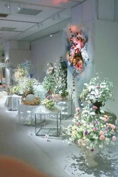 ルナ フローラ展開催中 粘土で作るお花の教室 ジュンコ フローラ スクール