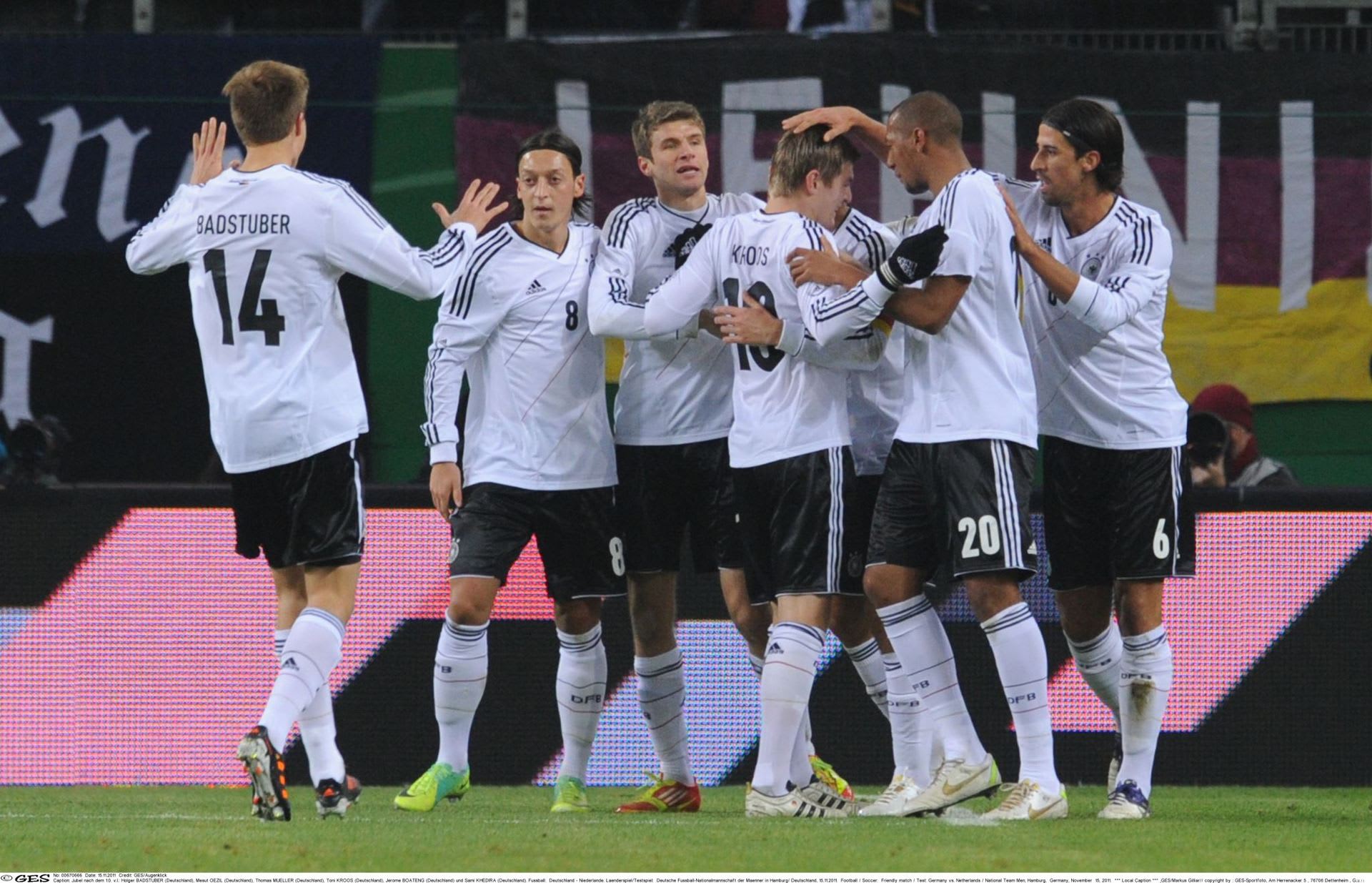 ドイツ対オランダの親善試合 15年ぶりにドイツ代表が３ ０でオランダを撃破 ヨアヒム レー部 凵