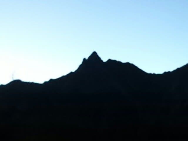 絶景を求め北アルプスへ 鏡平 弓折岳 3日日 ブログ 安心院の里 絶景を求め北アルプスへ 鏡平 弓折岳 3日日 ブログ 安心院の里