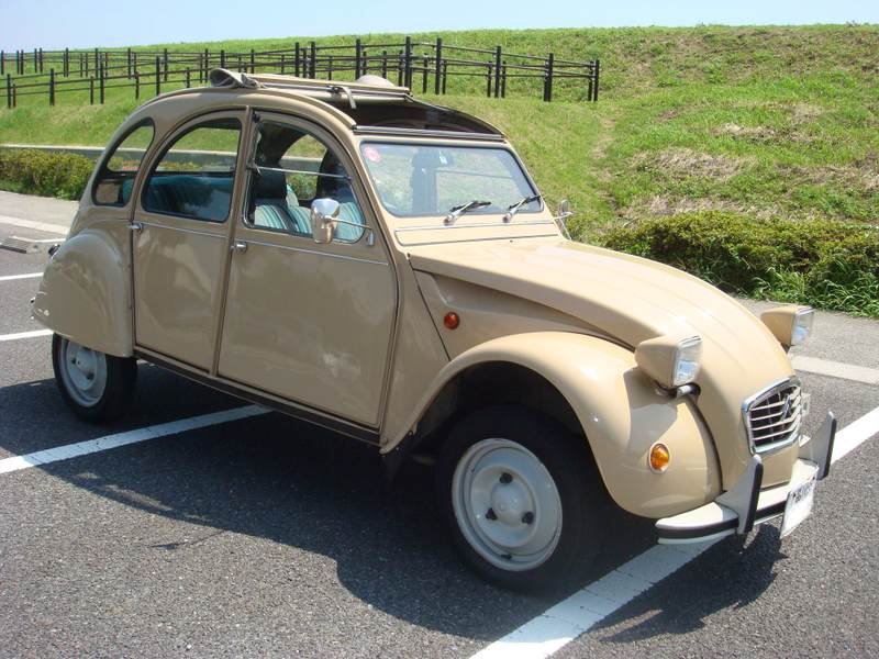 シトロエン 2CV6クラブ ボブオートのホンネ在庫車ブログ