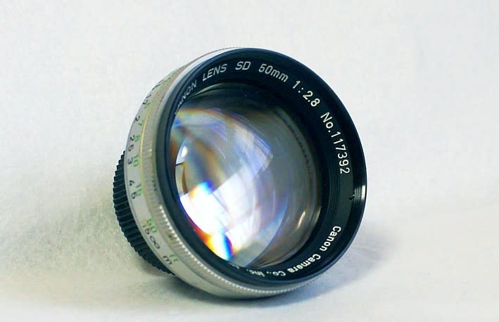 ハーフサイズカメラ用交換レンズ CANON LENS SD 50mm F2.8 - 迷レンズ探訪