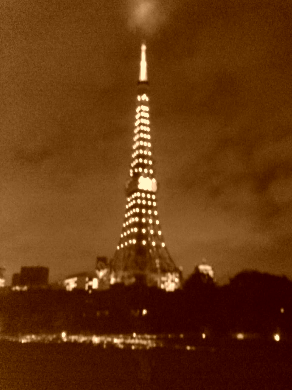 昭和の東京タワー夜景 ｈｙｏｎのザ ミドライダー日記