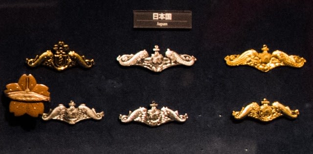 ★アメリカ軍＊海軍/ＵＳ　ＮＡＶＹ＊将校用＊潜水艦徽章（実物） ☆アメリカ軍＊海軍/US NAVY＊将校用＊潜水艦徽章（実物）