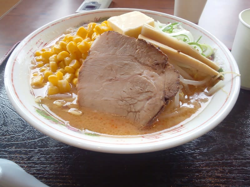 味噌バターコーンラーメン