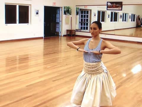 長谷川潤 ハワイを踊る うちの猫はウクレレが好き 長谷川潤 ハワイを踊る うちの猫はウクレレが好き