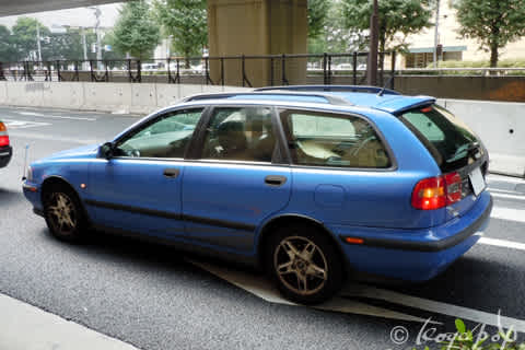 Volvo V40 1995- 1995年に誕生したコンパクトワゴン、ボルボ V40