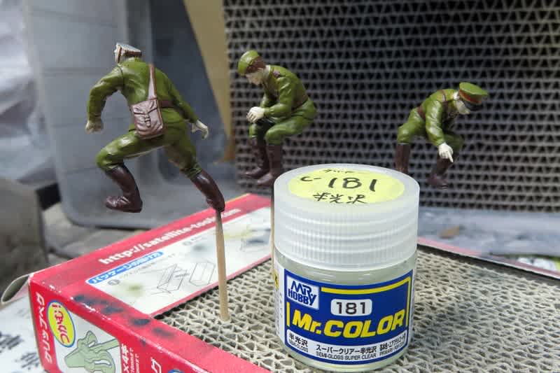 GAZ67B 1/35 12 フィギュアの塗装 はじめの戦車模型づくり GAZ67B 1/35 12 フィギュアの塗装 はじめの戦車模型づくり