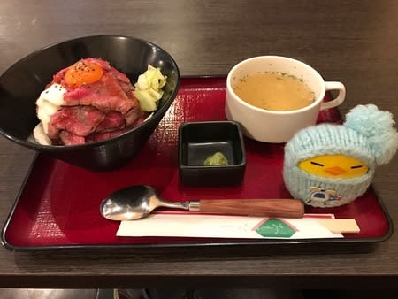 きょうのランチは愛媛ステーキ食堂のローストビーフ丼 フジグラン重信 ｎｅｗ とっても気まぐれおーちゃん