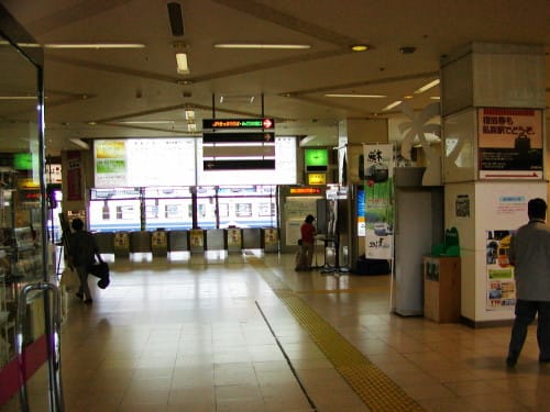 少し昔の弘前駅 広く浅く