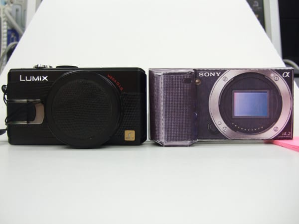 SONY NEX-5 フロントビュー　前