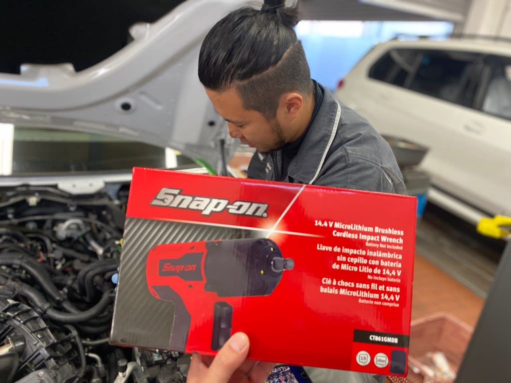 スナップオン 18Vブラシレス1/2 電動インパクトレンチ CT9050J2