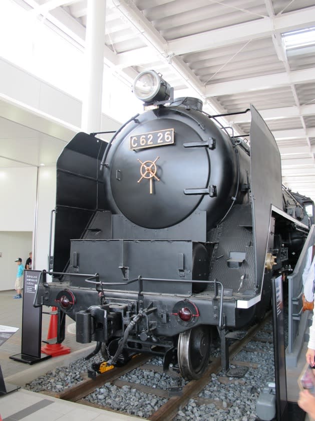 国鉄C62形蒸気機関車 ２６号・C62 1 - 観光列車から！ 日々利用の ...