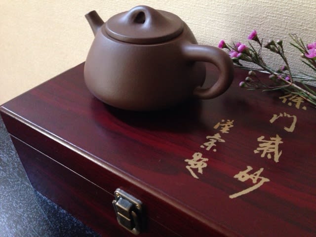 その地の茶壺にその地の茶 その一 - 茶語花香