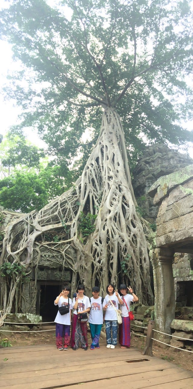 ジャングル遺跡群 カンボジア 現地ガイド