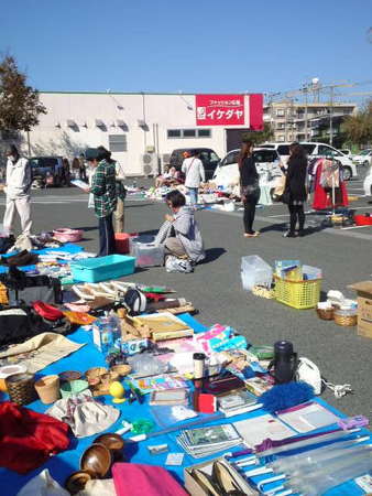 7 17 日 マックスバリュ浜松三方原店フリーマーケット開催 アート情報et猫たちと日々の風景