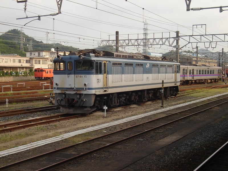 伯耆大山駅と米子駅 10年7月31日 ひろば 研究室別室 伯耆大山駅と米子駅 10年7月31日 ひろば 研究室別室
