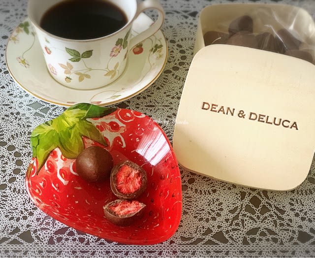 Dean Deluca ミルクチョコレート ディップド ストロベリー コダワリの女のひとりごと Minettyの旅とグルメ