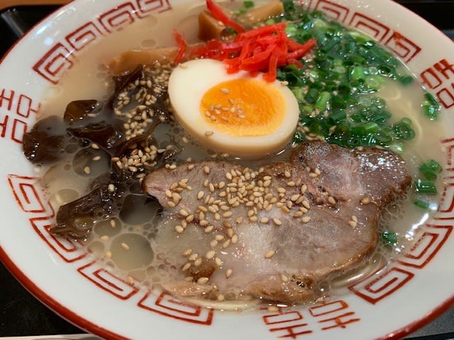 新潟伊勢丹内博多ラーメン 那の福 新潟らーめん巡り 炊飯器でチョコミントケーキ ほっとケーキミックスで 毎日がうまいもん祭り