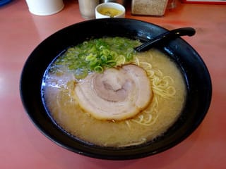 豚骨ラーメン