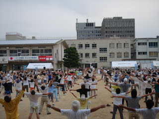 夏期巡回ラジオ体操 高松市立亀阜小学校