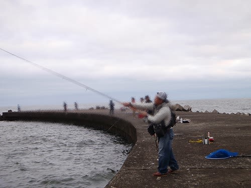 河口規制直前の浜益川でサケを狙う へたのヨコ釣り北海道日誌