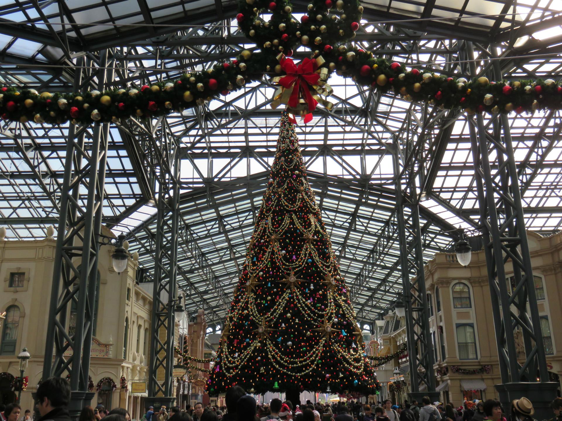 ディズニーランド クリスマス お散歩は楽しい