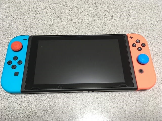 任天堂 スイッチ ホリパッド For Nintendo Switch 用 アナログステイックカバー Delicaのある家族