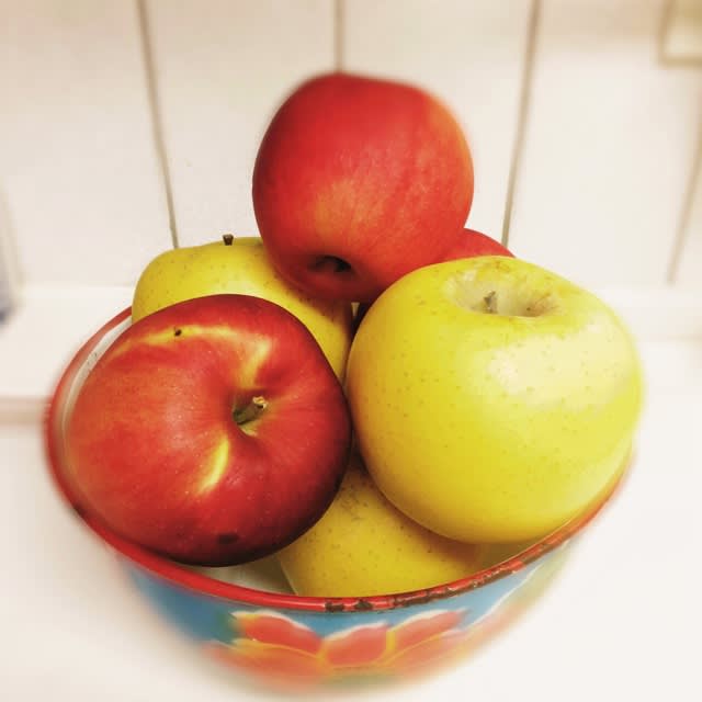 りんご 可愛いや 可愛やりんご 一人時間