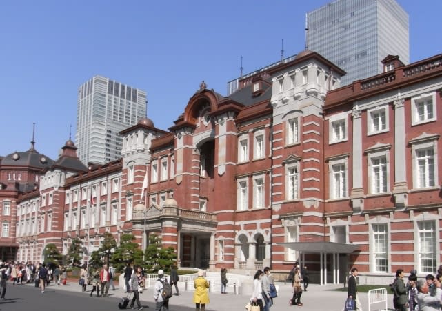 東京駅は観光地 食いしん坊の独り言 自然の変化 東京駅は観光地 食いしん坊の独り言 自然の変化