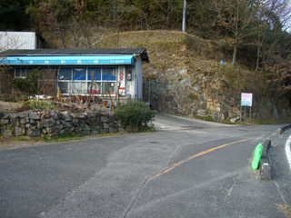 岡山県道35号沿いの釣具店