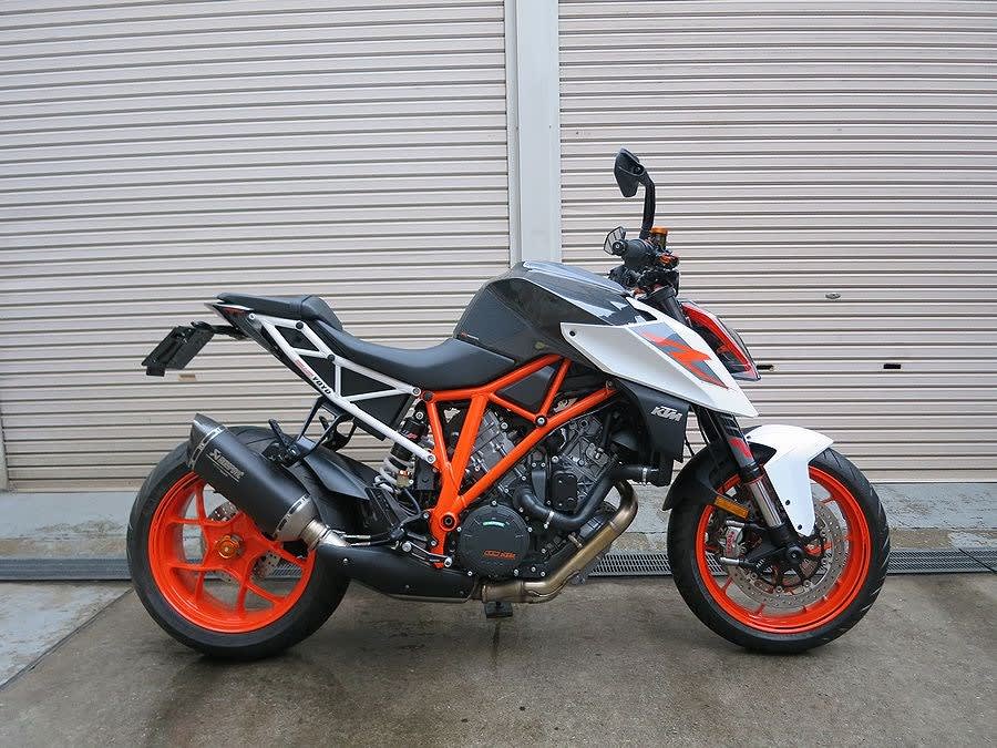 KTM 1290 SUPER DUKE R KTMのトップモデル!やっぱりカッコいい KTM 1290 SUPER DUKE R KTMのトップモデル!やっぱりカッコいい