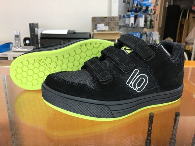 five ten freerider youth