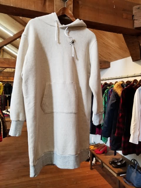 この冬はパーカーが必須 Audrey Blog この冬はパーカーが必須 Audrey Blog