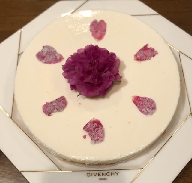 食香薔薇レシピ3 バラのレアチーズケーキ風 ｙｎｗｃ的な日常