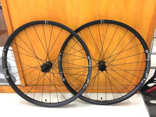 INDUSTRY NINE / ENDURO S WHEELSET - トレイルストア日記 INDUSTRY NINE / ENDURO S WHEELSET - トレイルストア日記