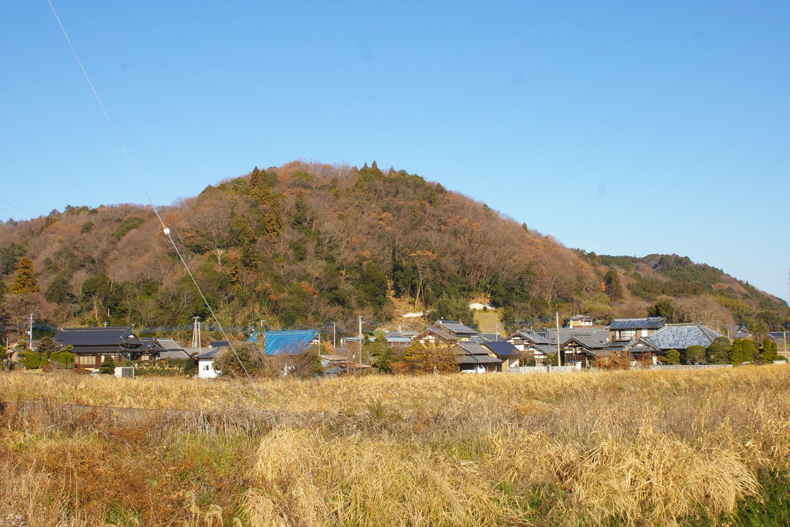 茨城県常陸大宮市 山入城跡です ビーズうさぎのハナちゃんです